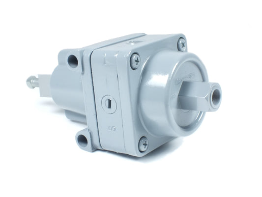77-8 3-Way Transfer Valve 5-40 psi
